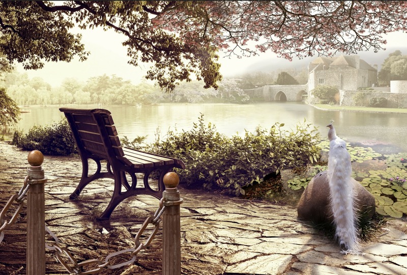 Замок у озера